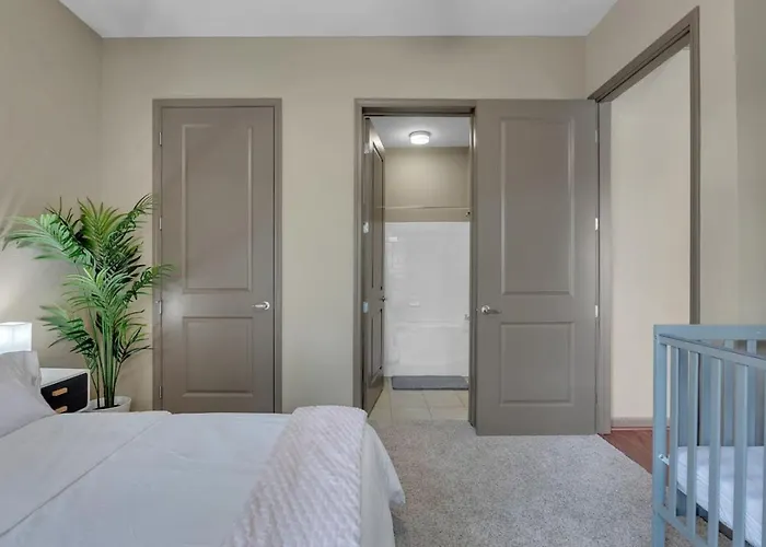Cozy 2br- Pool,gym,pkng,near Bok Ctr&arts Dstrct Apartamento Tulsa