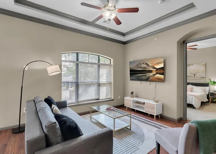 Apartamento Cozy 2br- Pool,gym,pkng,near Bok Ctr&arts Dstrct *