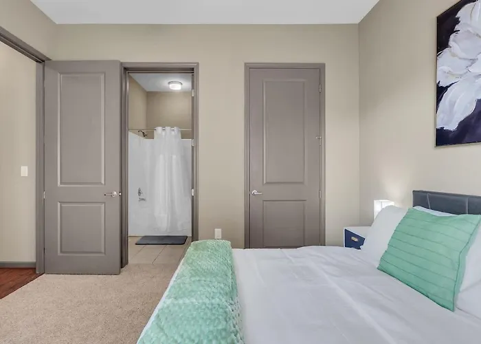 Apartamento Cozy 2br- Pool,gym,pkng,near Bok Ctr&arts Dstrct *